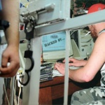 Онлайн-преступление и оффлайн-наказание